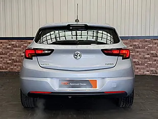 Used 2017 Vauxhall Astra Sri Silver - Interior and Exterior details 4
