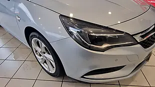 Used 2017 Vauxhall Astra Sri Sports Tourer Silver - Interior and Exterior details 17