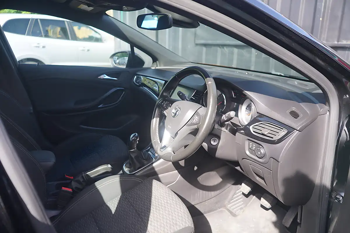 Used 2017 Vauxhall Astra Sri Vx Line Black - Interior and Exterior details 12