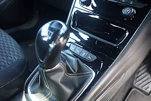 Used 2017 Vauxhall Astra Sri Vx Line Black - Interior and Exterior details 14