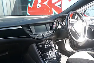 Used 2017 Vauxhall Astra Sri Vx Line Black - Interior and Exterior details 20