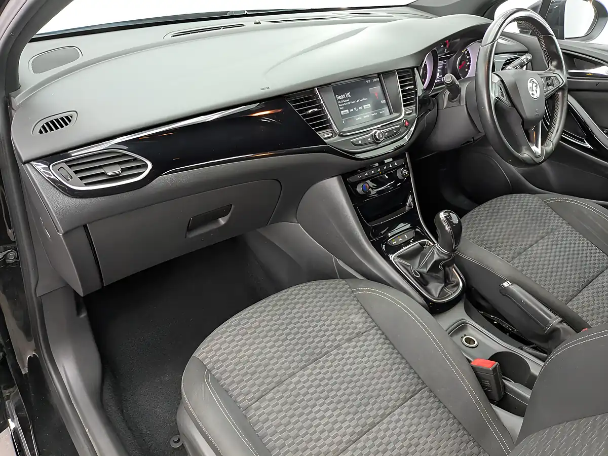 Used 2017 Vauxhall Astra Sri Vx Line Mineral Black - Interior and Exterior details 15