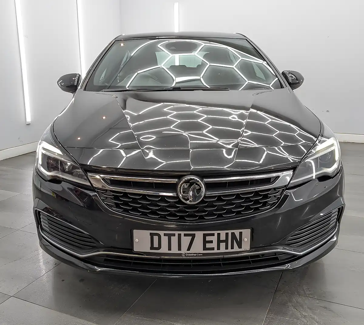 Used 2017 Vauxhall Astra Sri Vx Line Mineral Black - Interior and Exterior details 2