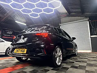 Used 2017 Vauxhall Astra Sri Vx Line Nav Black - Interior and Exterior details 10