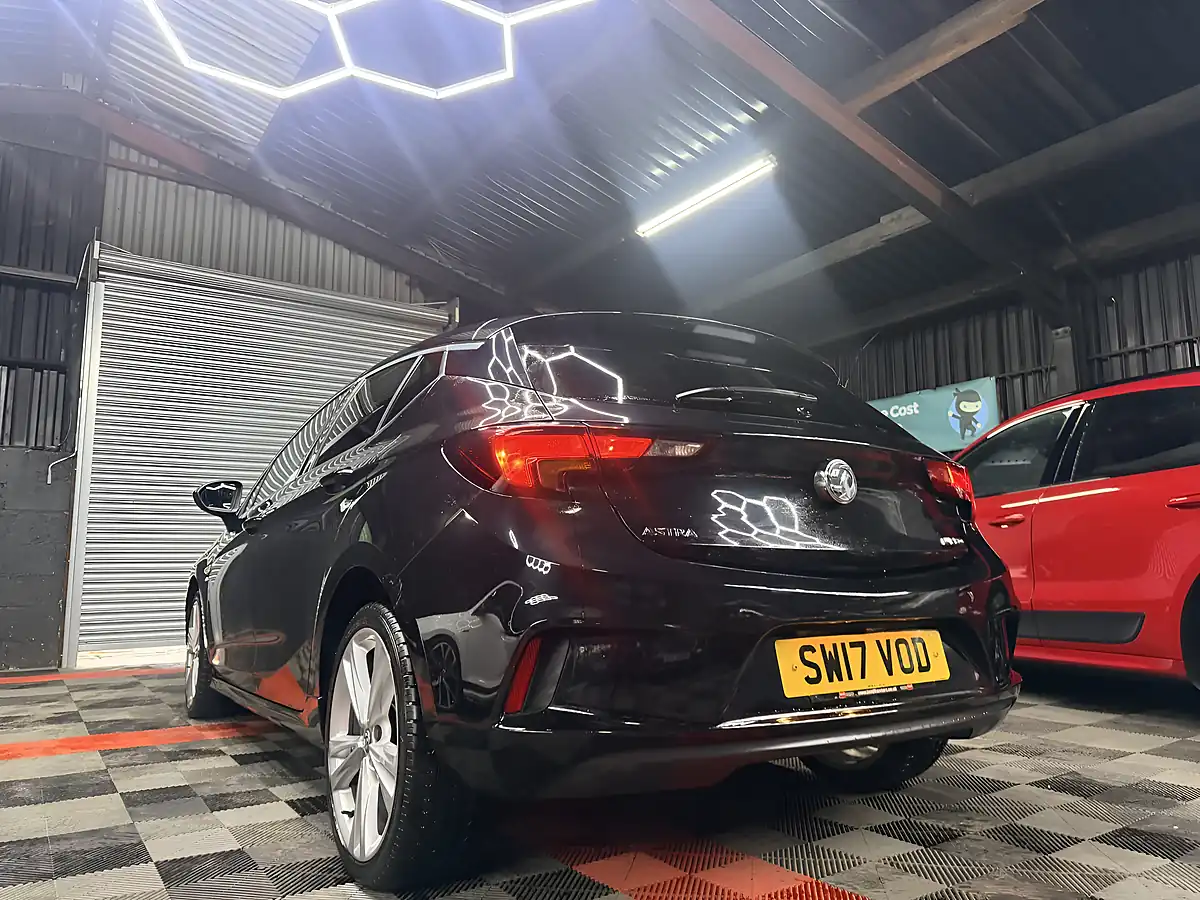 Used 2017 Vauxhall Astra Sri Vx Line Nav Black - Interior and Exterior details 12