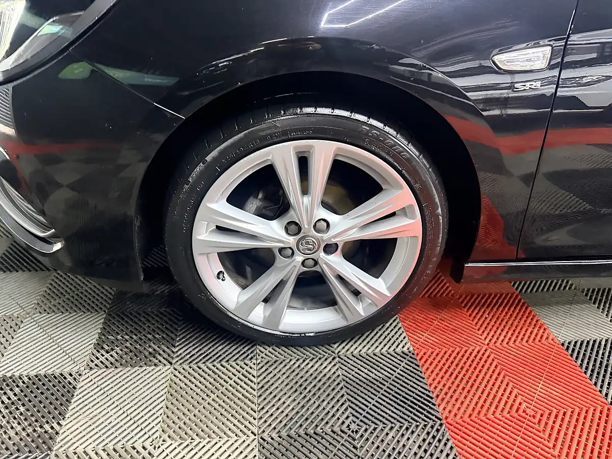 Used 2017 Vauxhall Astra Sri Vx Line Nav Black - Interior and Exterior details 13