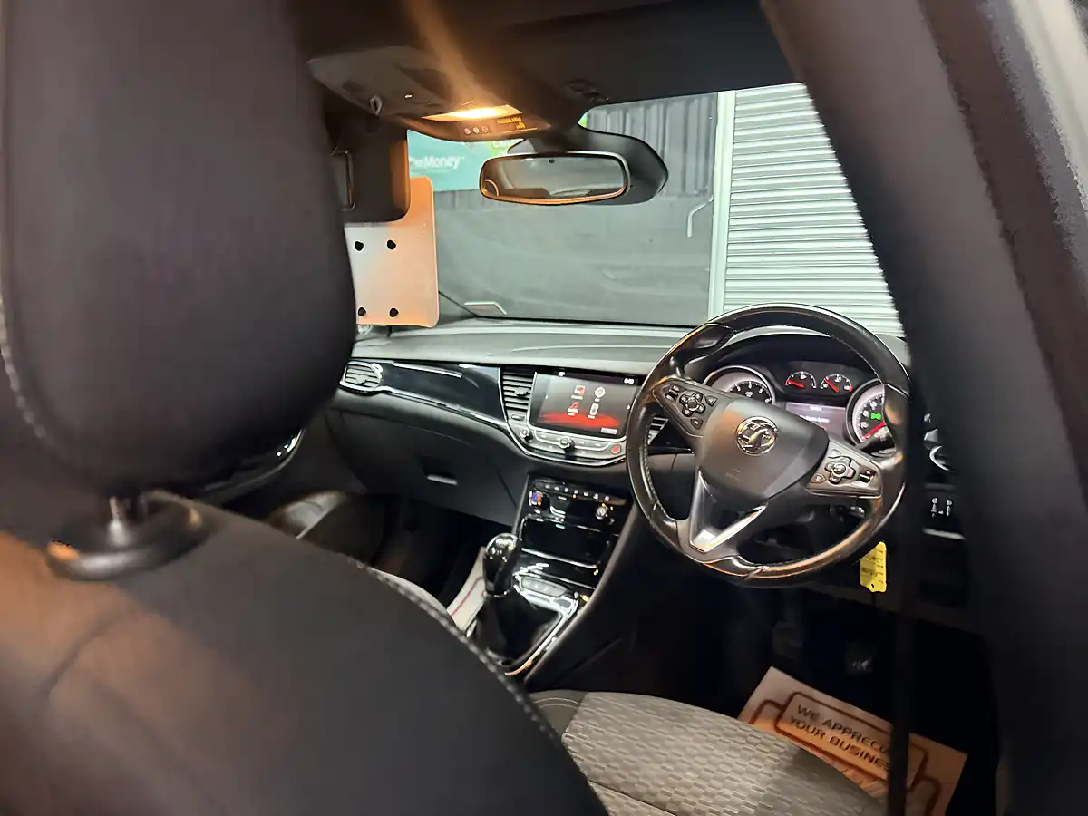 Used 2017 Vauxhall Astra Sri Vx Line Nav Black - Interior and Exterior details 15