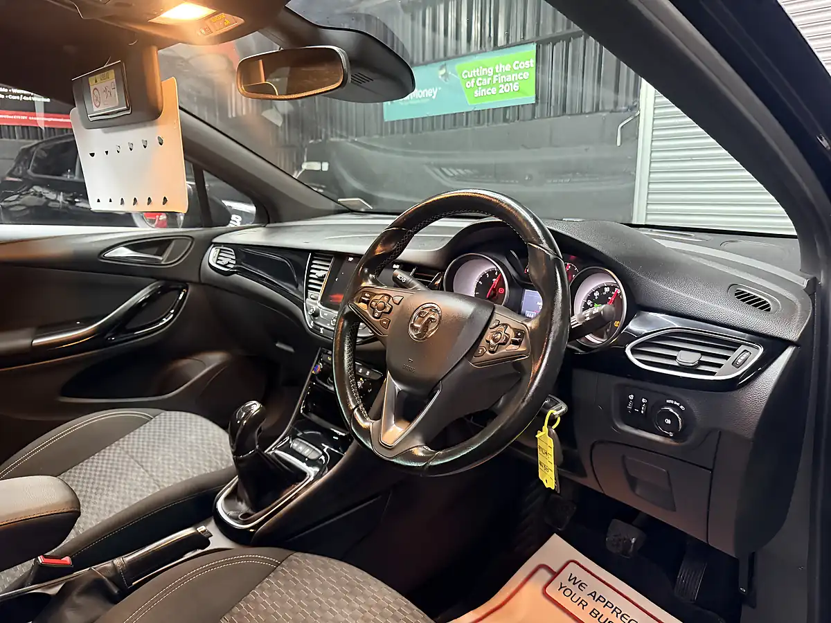 Used 2017 Vauxhall Astra Sri Vx Line Nav Black - Interior and Exterior details 18