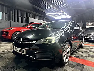 Used 2017 Vauxhall Astra Sri Vx Line Nav Black - Interior and Exterior details 5
