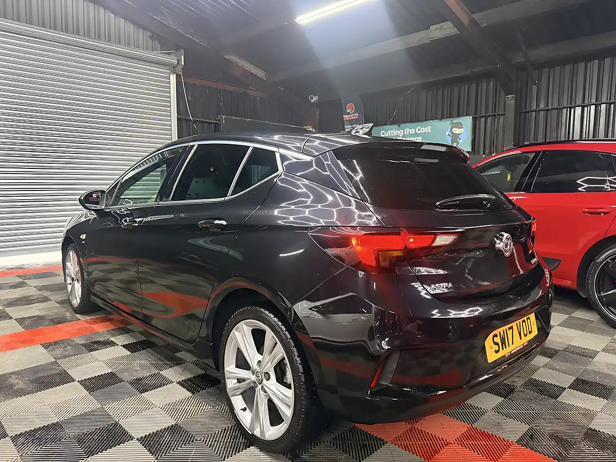 Used 2017 Vauxhall Astra Sri Vx Line Nav Black - Interior and Exterior details 8