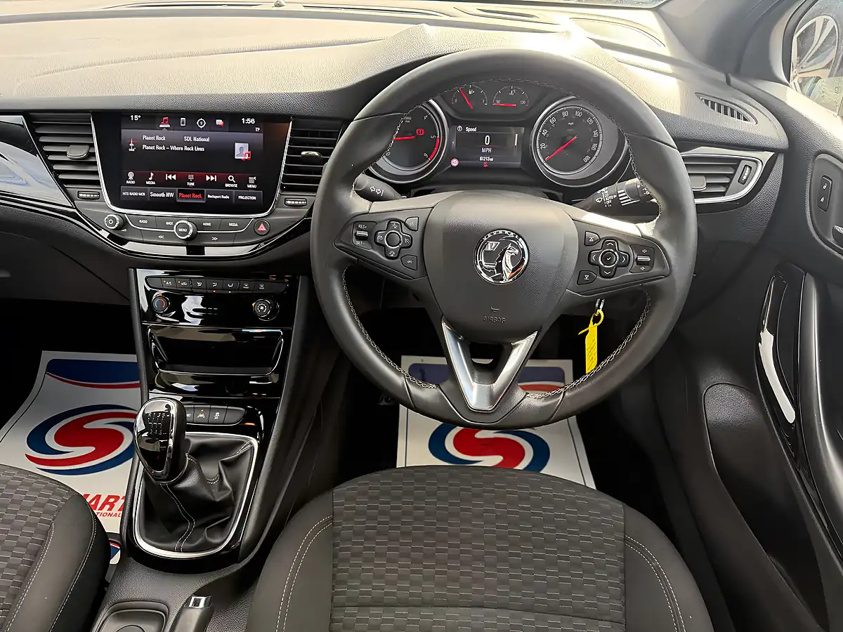Used 2017 Vauxhall Astra Sri Vx Line Nav Black - Interior and Exterior details 11