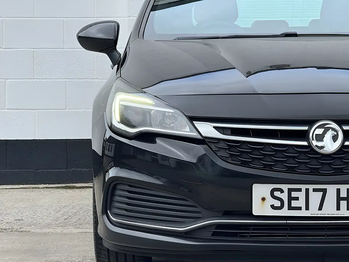 Used 2017 Vauxhall Astra Sri Vx Line Nav Mineral Black - Interior and Exterior details 14