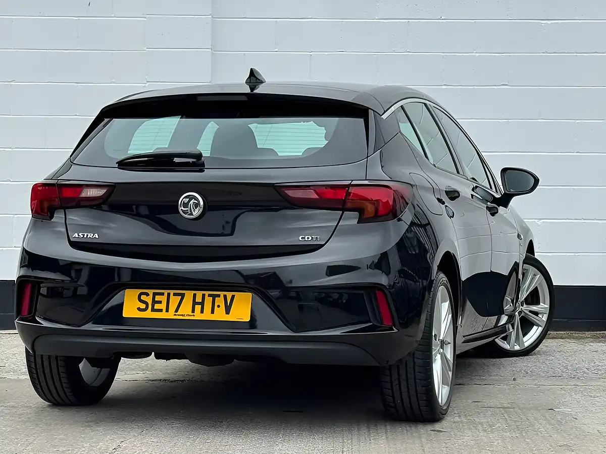Used 2017 Vauxhall Astra Sri Vx Line Nav Mineral Black - Interior and Exterior details 16