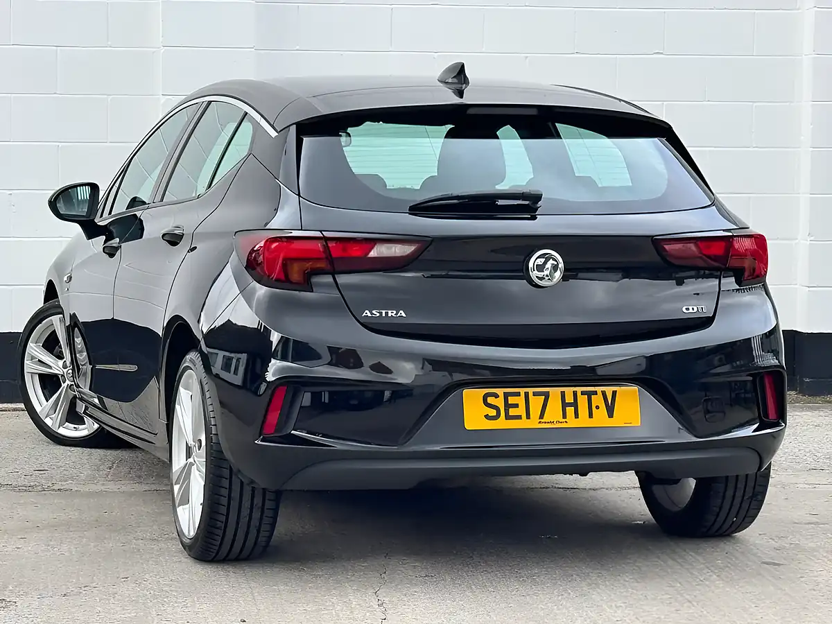 Used 2017 Vauxhall Astra Sri Vx Line Nav Mineral Black - Interior and Exterior details 18