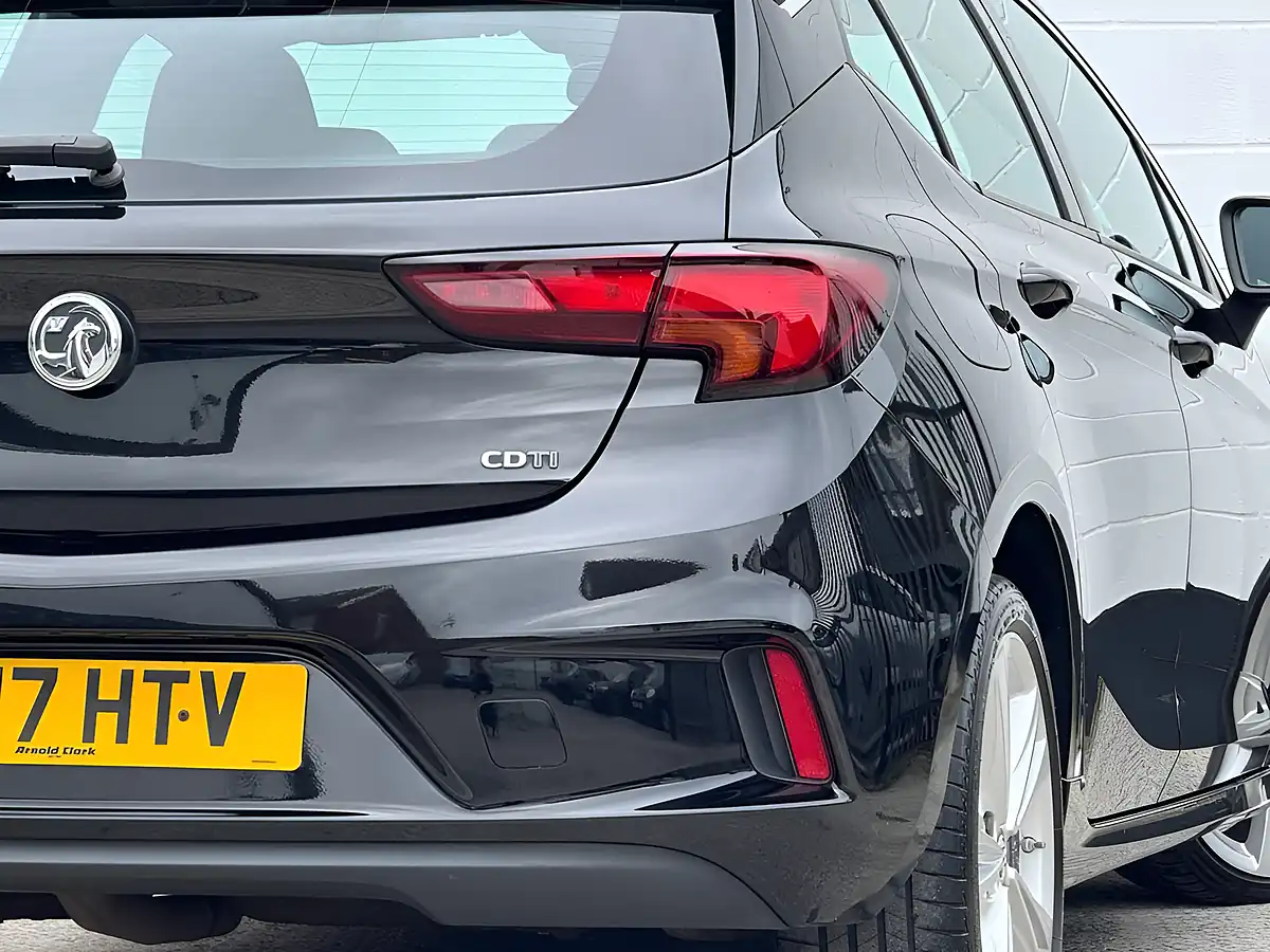 Used 2017 Vauxhall Astra Sri Vx Line Nav Mineral Black - Interior and Exterior details 20