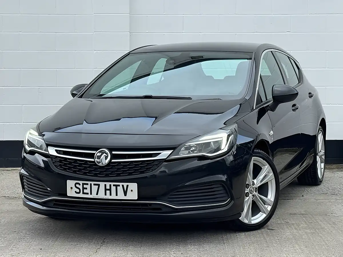 Used 2017 Vauxhall Astra Sri Vx Line Nav Mineral Black - Interior and Exterior details 5
