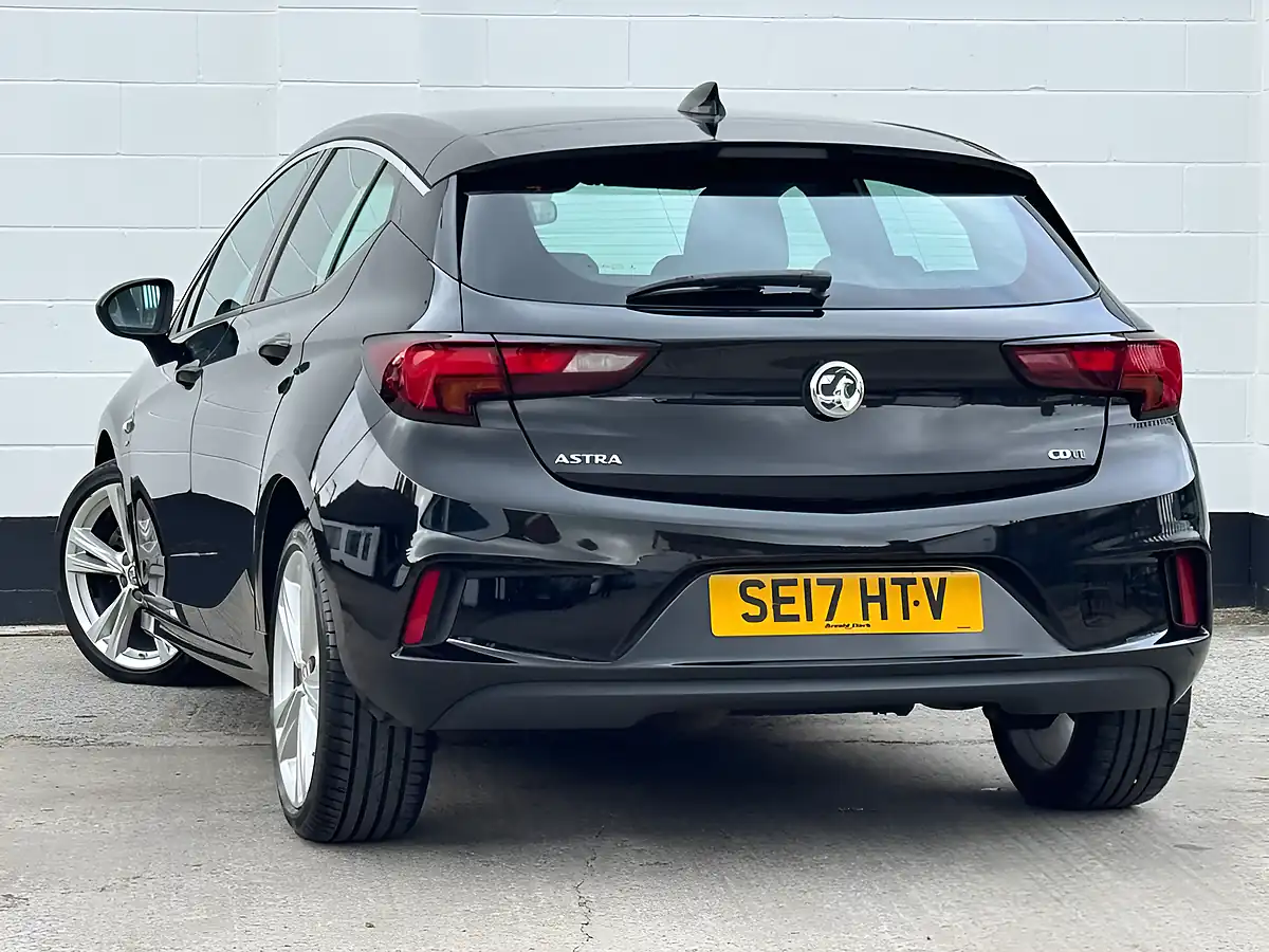 Used 2017 Vauxhall Astra Sri Vx Line Nav Mineral Black - Interior and Exterior details 7