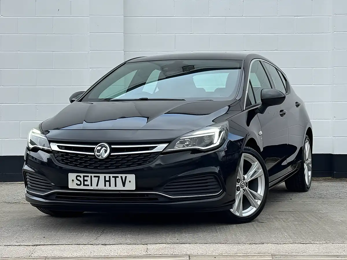 Used 2017 Vauxhall Astra Sri Vx Line Nav Mineral Black - Interior and Exterior details 8