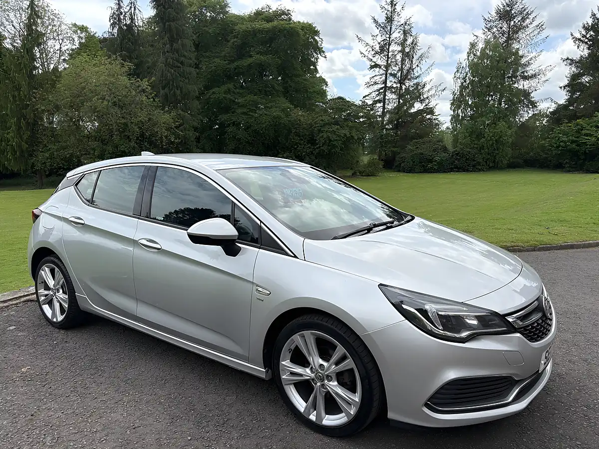 Used 2017 Vauxhall Astra Sri Vx Line Nav Silver - Interior and Exterior details 3