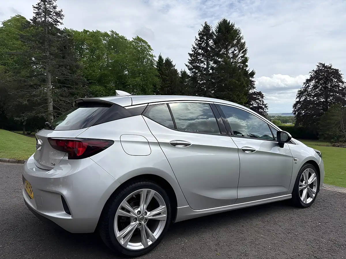Used 2017 Vauxhall Astra Sri Vx Line Nav Silver - Interior and Exterior details 7