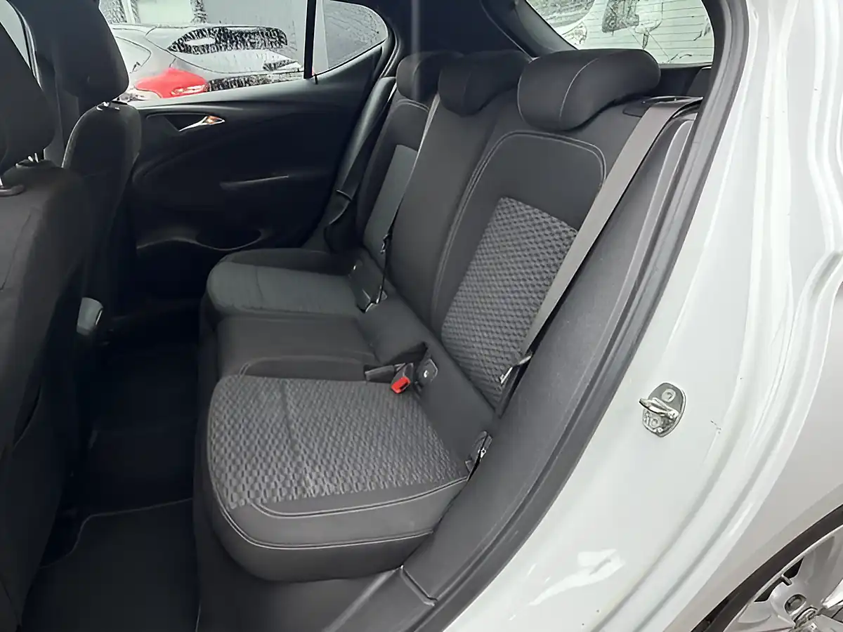 Used 2017 Vauxhall Astra Sri Vx Line Nav White - Interior and Exterior details 17