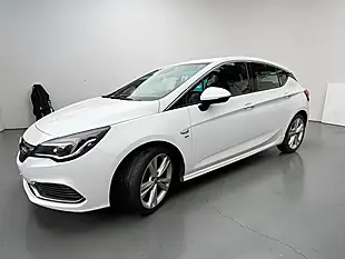 Used 2017 Vauxhall Astra Sri Vx Line Nav White - Interior and Exterior details 5