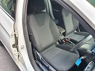 Used 2017 Vauxhall Astra Sri Vx Line White - Interior and Exterior details 11