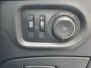 Used 2017 Vauxhall Astra Sri Vx Line White - Interior and Exterior details 17