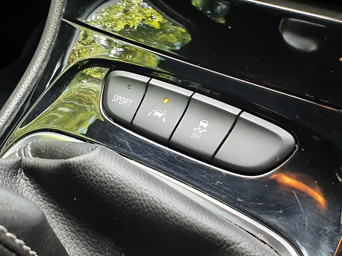Used 2017 Vauxhall Astra Sri Vx Line White - Interior and Exterior details 18