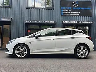 Used 2017 Vauxhall Astra Sri Vx Line White - Interior and Exterior details 4