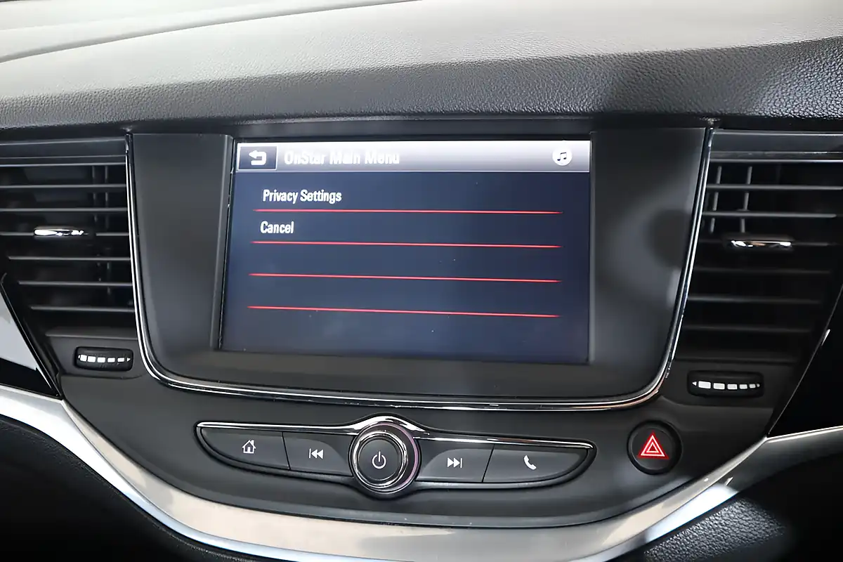 Used 2017 Vauxhall Astra Sri Vx Line White - Interior and Exterior details 16