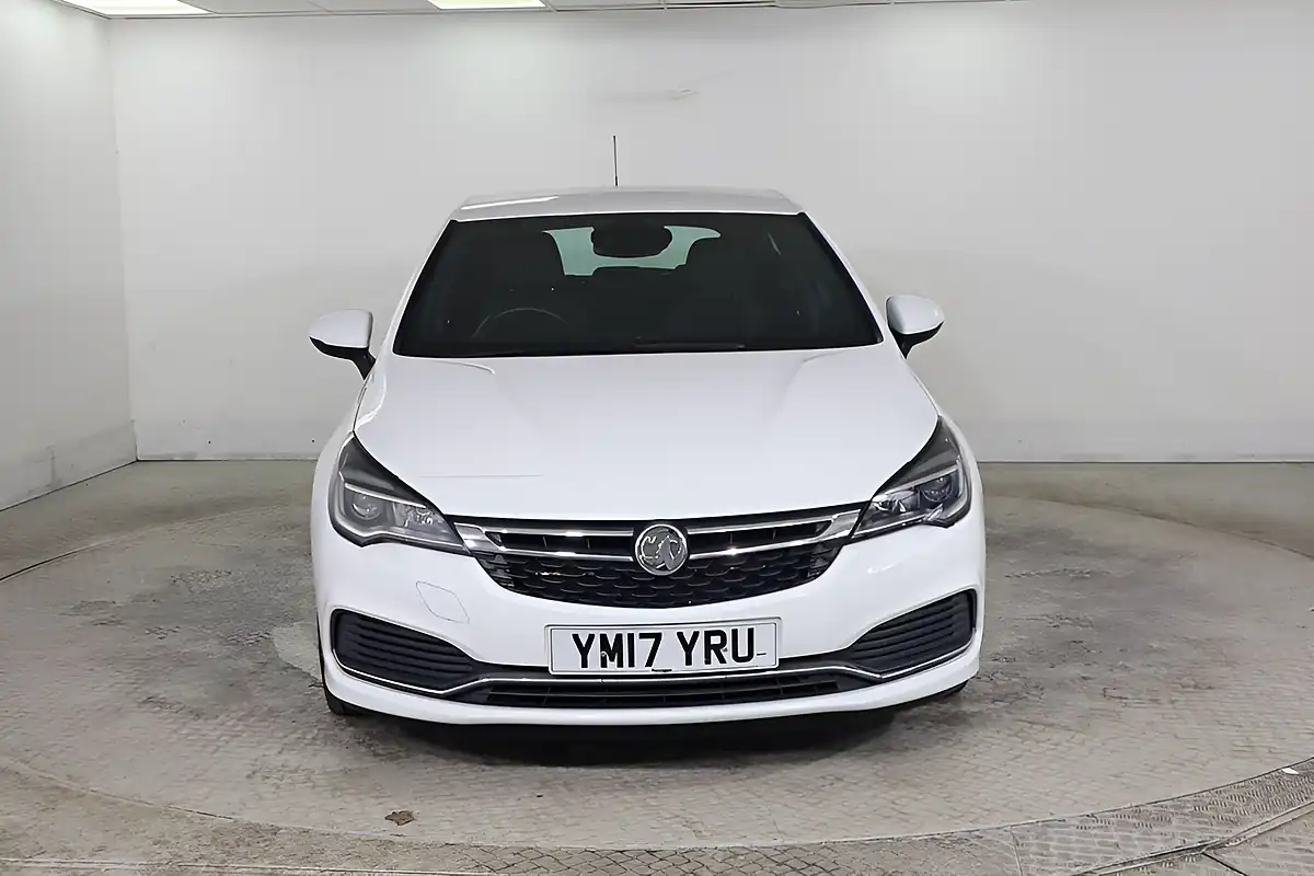 Used 2017 Vauxhall Astra Sri Vx Line White - Interior and Exterior details 2