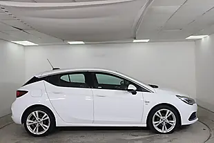 Used 2017 Vauxhall Astra Sri Vx Line White - Interior and Exterior details 7