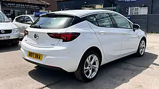 Used 2017 Vauxhall Astra Sri White - Interior and Exterior details 3