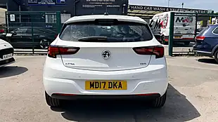 Used 2017 Vauxhall Astra Sri White - Interior and Exterior details 4