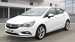 Used 2017 Vauxhall Astra Sri White - Interior and Exterior details 2
