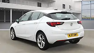 Used 2017 Vauxhall Astra Sri White - Interior and Exterior details 3