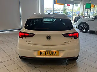 Used 2017 Vauxhall Astra Sri White - Interior and Exterior details 10