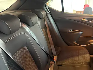 Used 2017 Vauxhall Astra Sri White - Interior and Exterior details 13