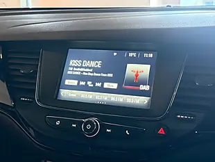 Used 2017 Vauxhall Astra Sri White - Interior and Exterior details 17