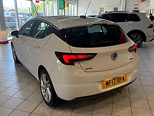 Used 2017 Vauxhall Astra Sri White - Interior and Exterior details 7