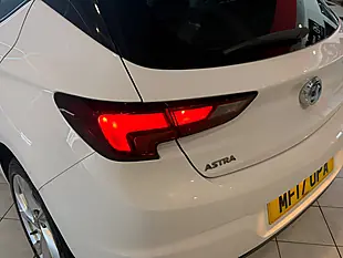Used 2017 Vauxhall Astra Sri White - Interior and Exterior details 8
