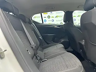Used 2017 Vauxhall Astra Sri White - Interior and Exterior details 12