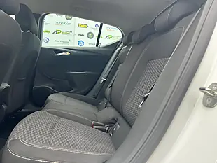Used 2017 Vauxhall Astra Sri White - Interior and Exterior details 13