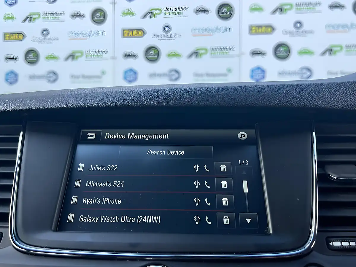 Used 2017 Vauxhall Astra Sri White - Interior and Exterior details 17