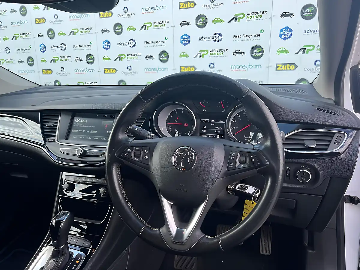 Used 2017 Vauxhall Astra Sri White - Interior and Exterior details 18