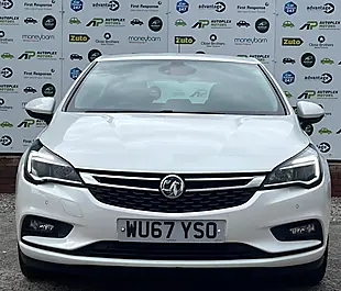 Used 2017 Vauxhall Astra Sri White - Interior and Exterior details 3