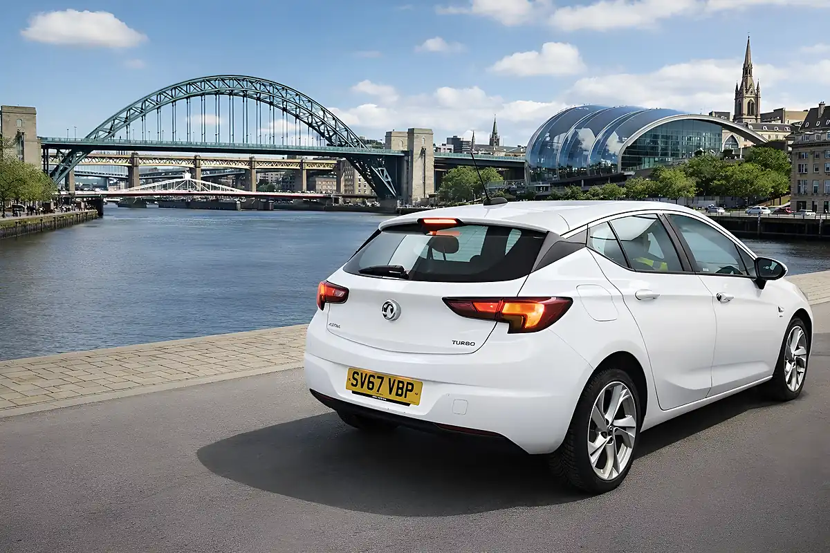 Used 2017 Vauxhall Astra Sri White - Interior and Exterior details 2