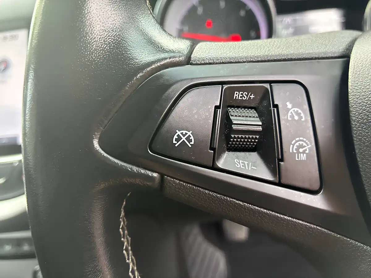 Used 2017 Vauxhall Astra Tech Line Grey - Interior and Exterior details 16