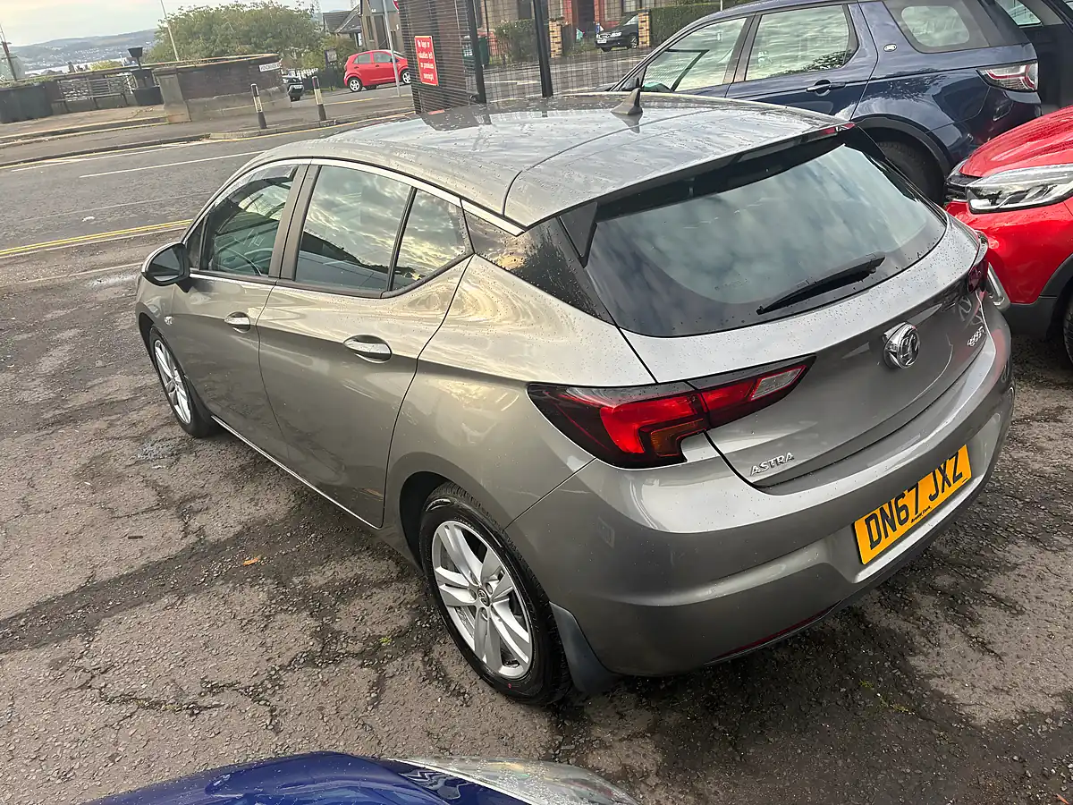 Used 2017 Vauxhall Astra Tech Line Grey - Interior and Exterior details 5